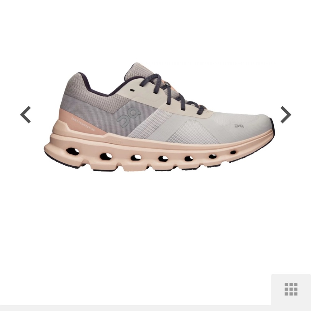 Women’s On Cloud CloudRunner sneakers